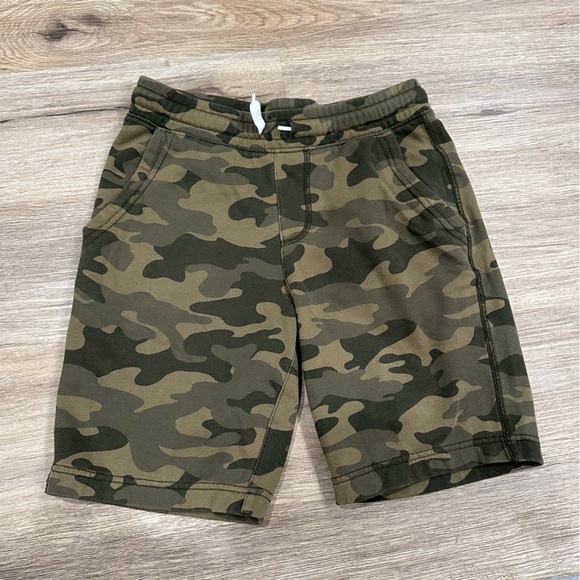 Old Navy Other - {preloved} Boy’s Old Navy Knit Camo Drawstring Shorts